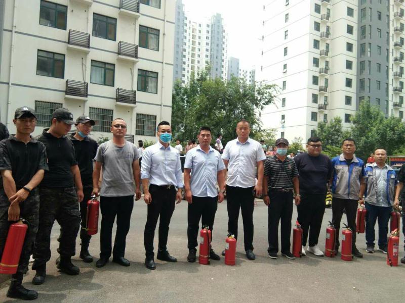 突发险情显责任  驰援救火有担当