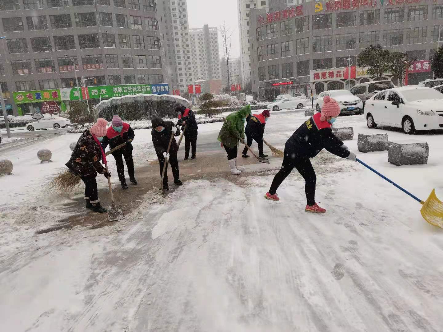 临投物业——战风斗雪守家园